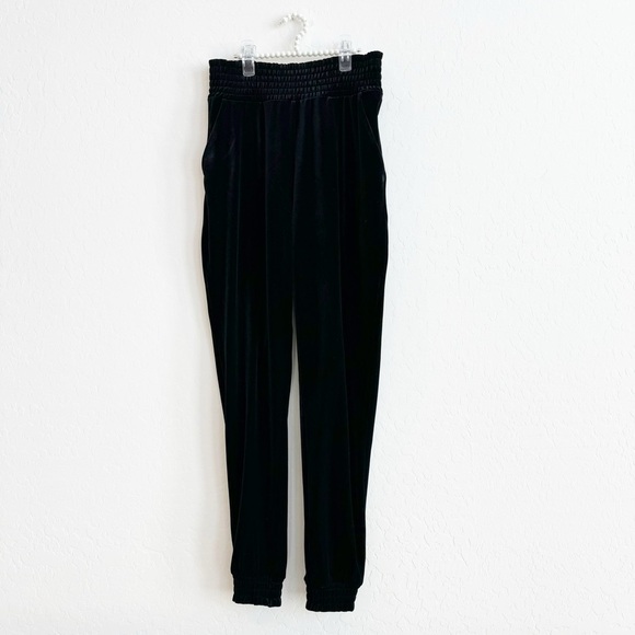 NEW Commando Women's Velvet Jogger Pants Black Pull-On Elastic Waist Pockets Med - Picture 2 of 7